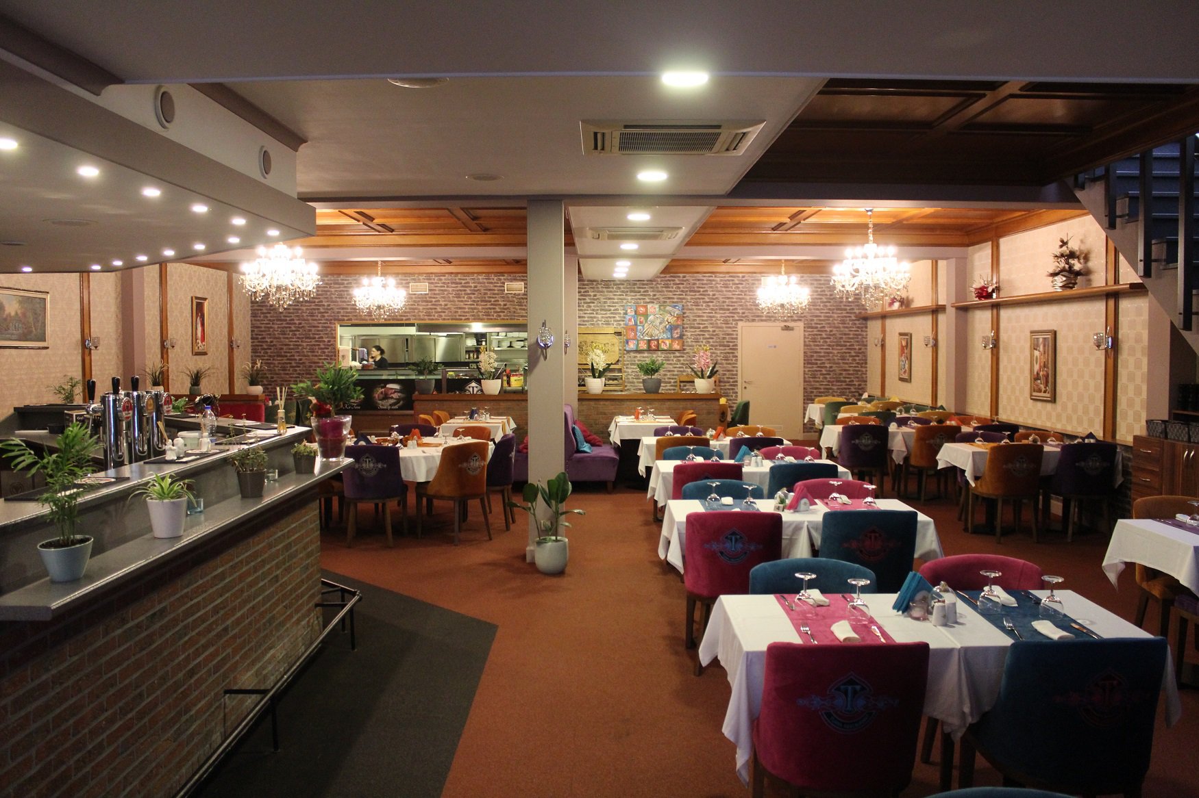 RESTAURANT TUANA - Restaurant - Mariakerke 9030