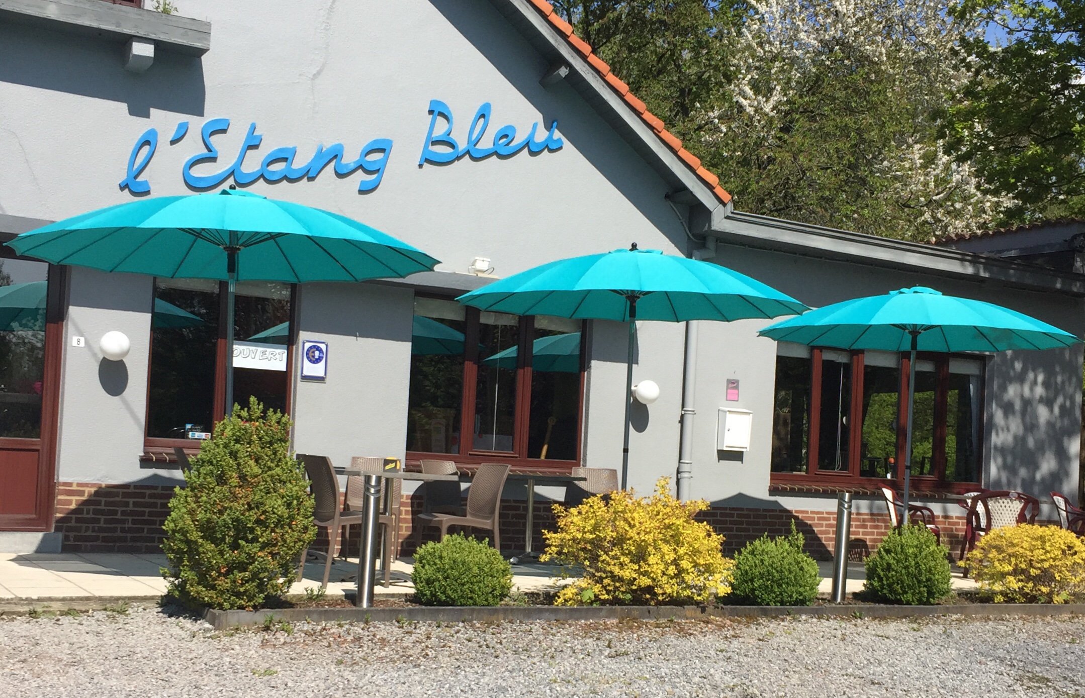 BRASSERIE L'ETANG BLEU Restaurant Belge Lobbes 6540