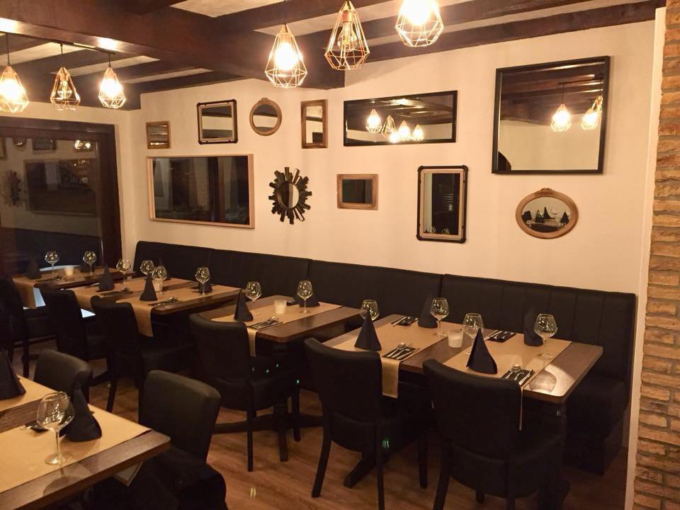 COUSCOUS ROYAL Restaurant Grillades Peronneslesbinches 7134