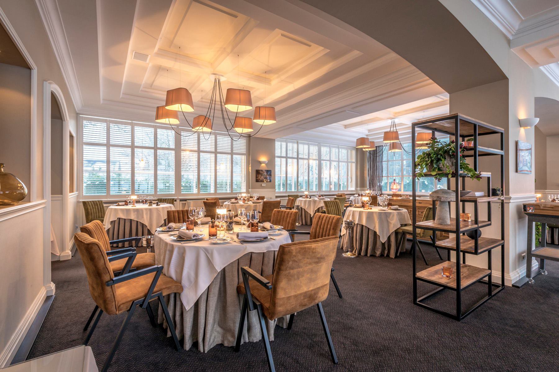 Cheggeri ресторан люксембург. Cheggeri ресторан люксембург. русский ресторан в люксембурге. фотографии рестораны люксембурга. кафе люксембург снаружи.