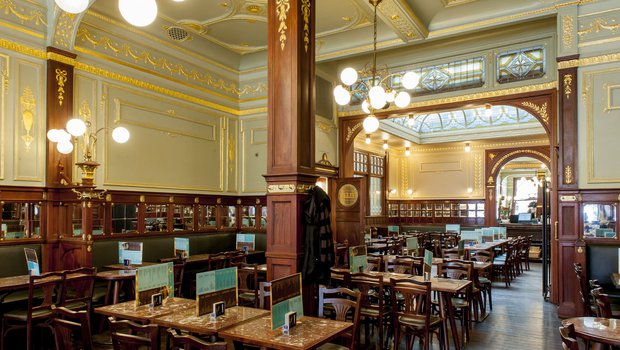 5 table chartreux Restaurant GREENWICH Français LE BRUXELLES 1000 5 table chartreux Restaurant GREENWICH Français LE BRUXELLES 1000